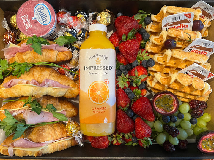 Deluxe Breakfast Box
